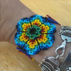 Huichol Beaded flower Bracelet